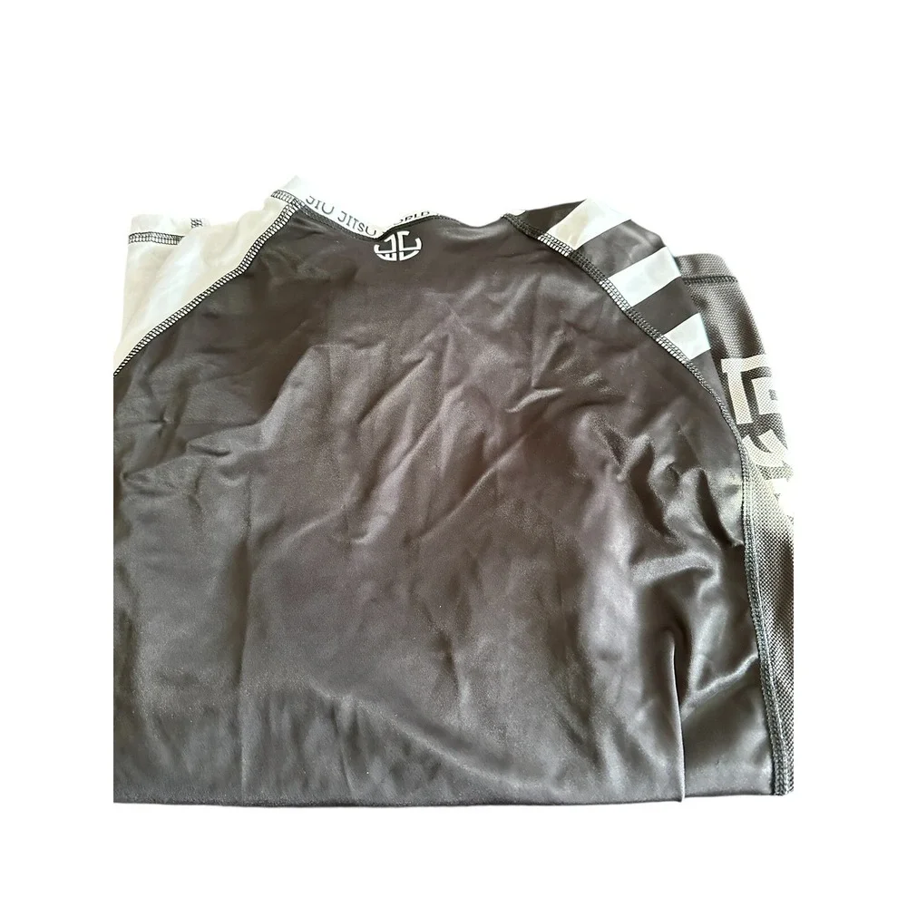 Adult Jiu Jitsu World League Rashguard Extra Small Brand New Black And White BJJ
